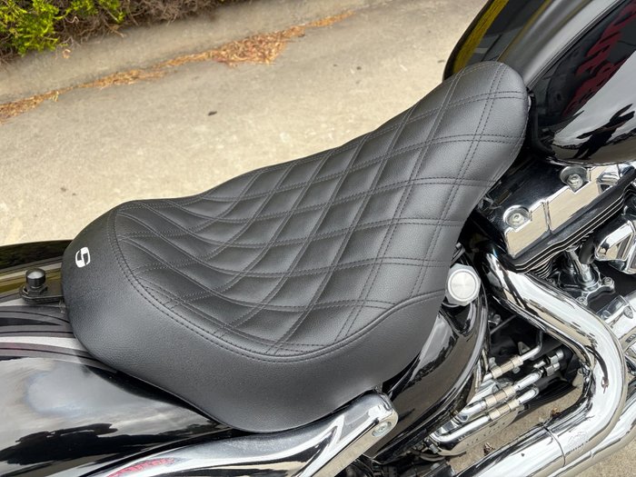 2016 HARLEY-DAVIDSON FXSB SOFTAIL BREAKOUT