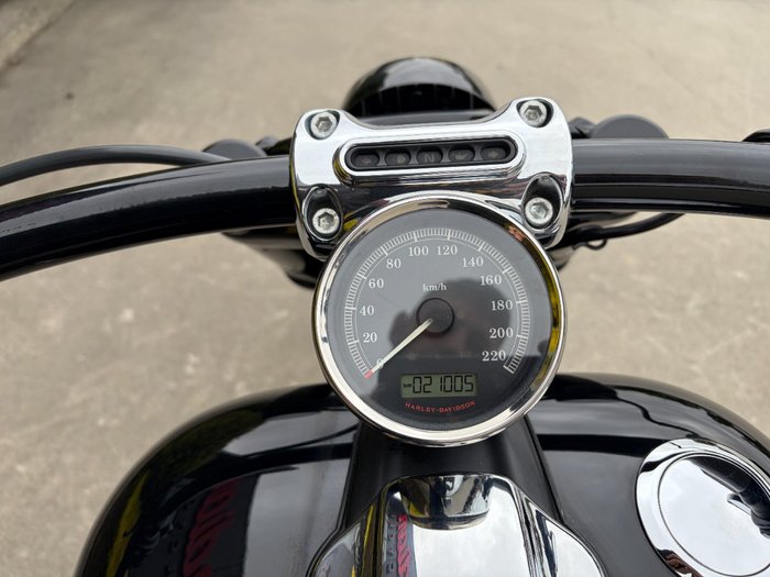 2016 HARLEY-DAVIDSON FXSB SOFTAIL BREAKOUT