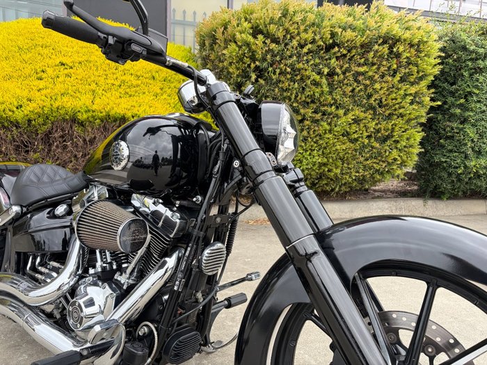 2016 HARLEY-DAVIDSON FXSB SOFTAIL BREAKOUT