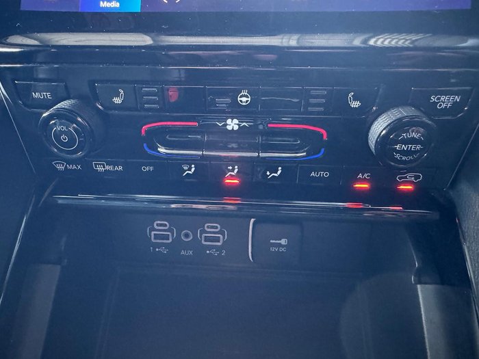 2022 Jeep Grand Cherokee Night Eagle