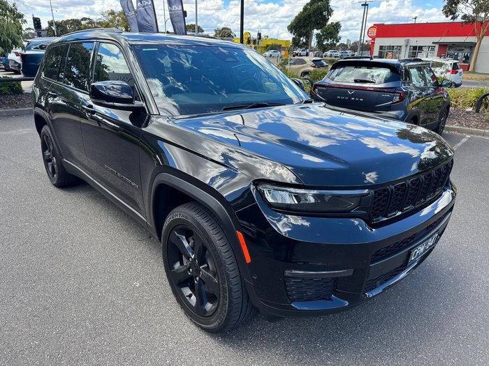 2022 Jeep Grand Cherokee Night Eagle