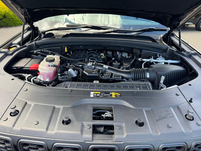 2022 Jeep Grand Cherokee Night Eagle