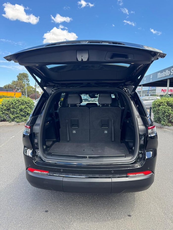 2022 Jeep Grand Cherokee Night Eagle