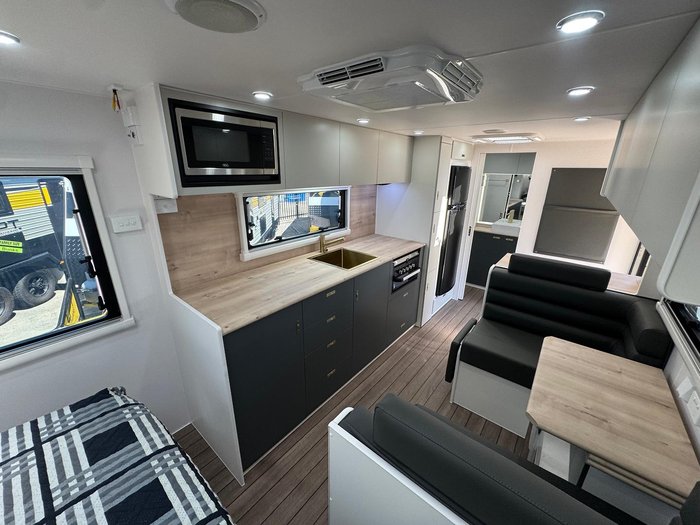 2025 ROADHOUSE CARAVANS RH20.6 Off Road