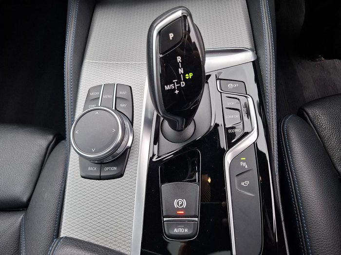 2017 BMW 5 Series 530i M Sport