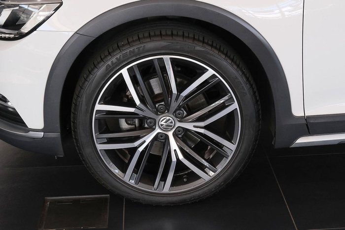 2018 Volkswagen Passat Alltrack Wolfsburg Edition