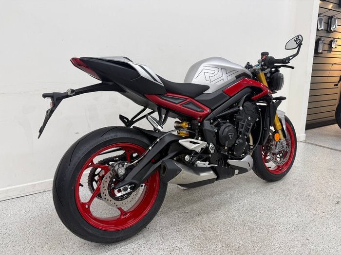 2026 Triumph 2026 Triumph 765CC STREET TRIPLE RX Road