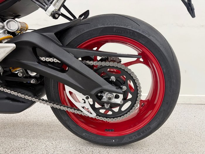 2026 Triumph 2026 Triumph 765CC STREET TRIPLE RX Road