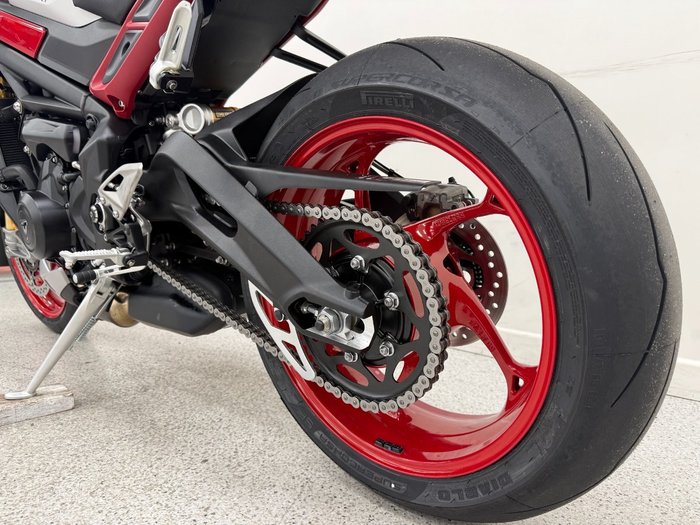 2026 Triumph 2026 Triumph 765CC STREET TRIPLE RX Road