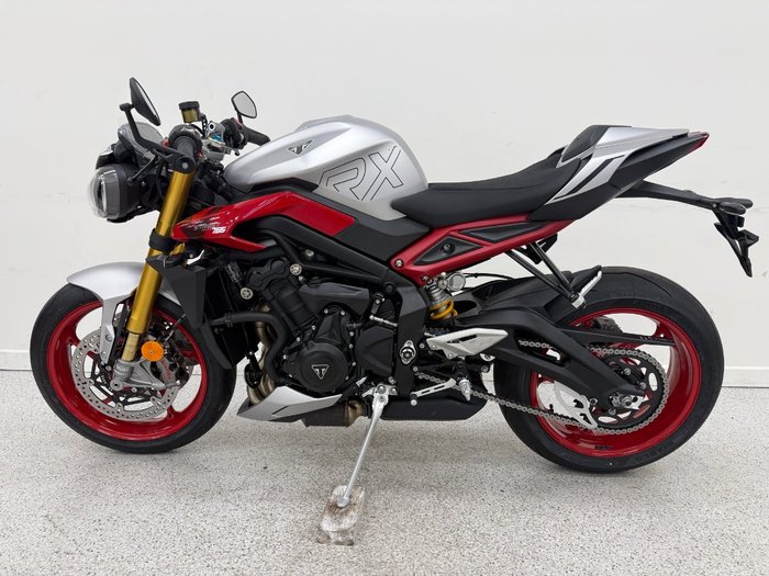 2026 Triumph 2026 Triumph 765CC STREET TRIPLE RX Road