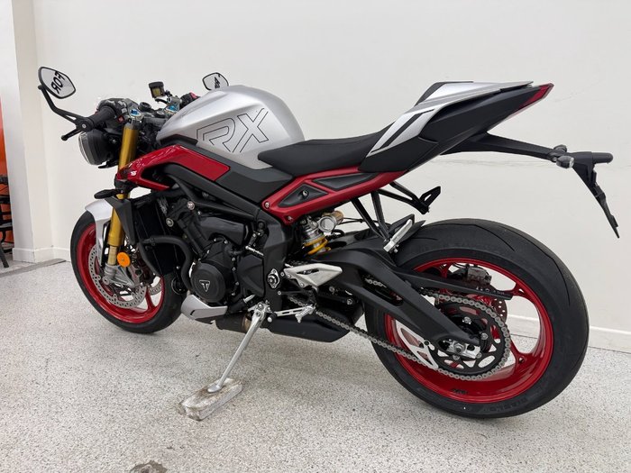 2026 Triumph 2026 Triumph 765CC STREET TRIPLE RX Road