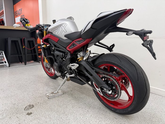 2026 Triumph 2026 Triumph 765CC STREET TRIPLE RX Road