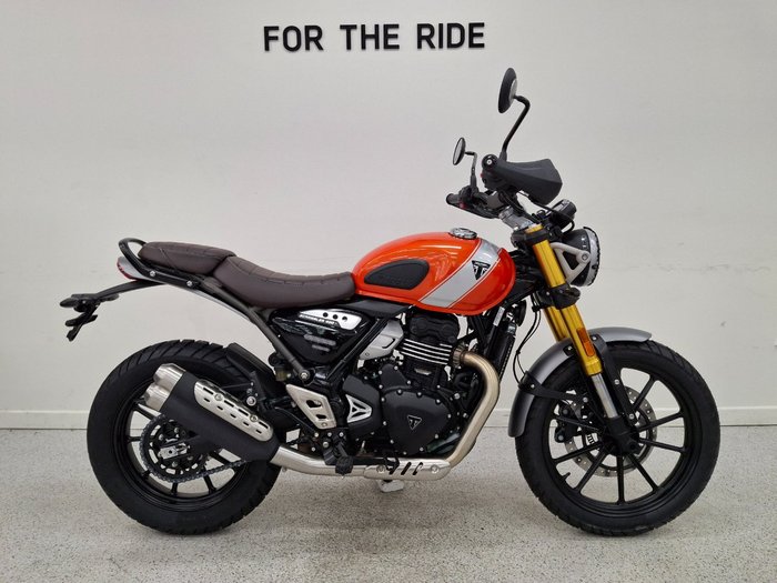 2026 Triumph 2026 Triumph 400CC SCRAMBLER 400 X Road MATT BAJA ORANGE