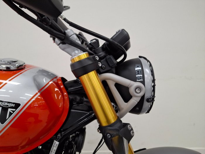 2026 Triumph 2026 Triumph 400CC SCRAMBLER 400 X Road MATT BAJA ORANGE