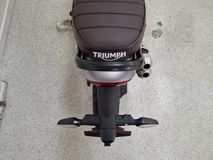 2026 Triumph 2026 Triumph 400CC SCRAMBLER 400 X Road MATT BAJA ORANGE