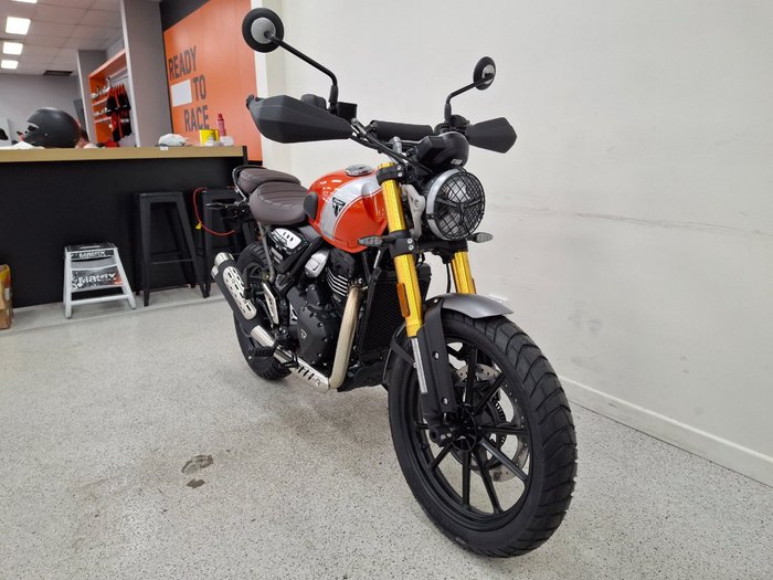 2026 Triumph 2026 Triumph 400CC SCRAMBLER 400 X Road MATT BAJA ORANGE