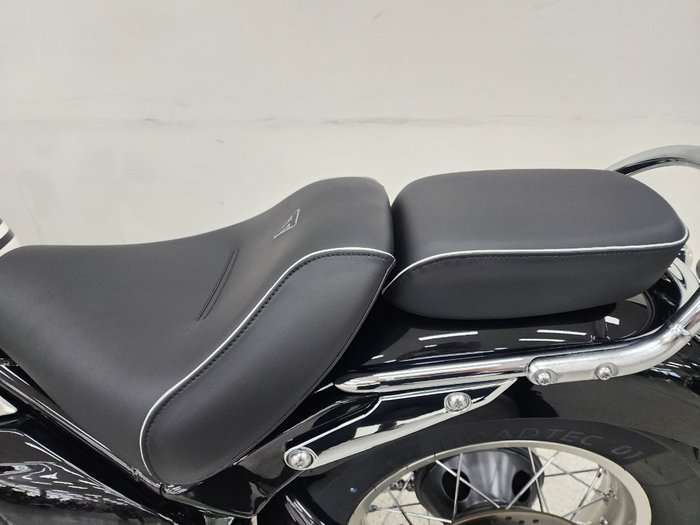 2026 Triumph BONNEVILLE SPEEDMASTER BLACK/WHIT