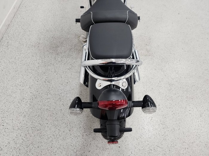 2026 Triumph BONNEVILLE SPEEDMASTER BLACK/WHIT