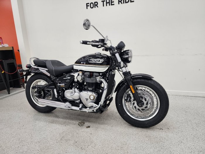 2026 Triumph BONNEVILLE SPEEDMASTER BLACK/WHIT