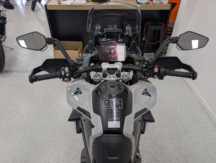 2026 Triumph TIGER 1200 GT PRO ALPINE SNOWDONIA WHITE