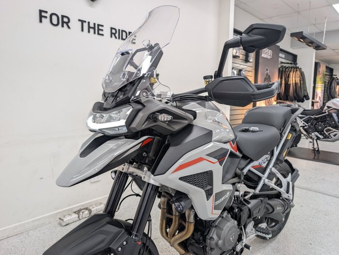 2026 Triumph TIGER 1200 GT PRO ALPINE SNOWDONIA WHITE