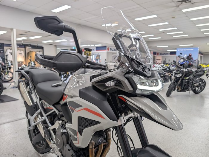 2026 Triumph TIGER 1200 GT PRO ALPINE SNOWDONIA WHITE