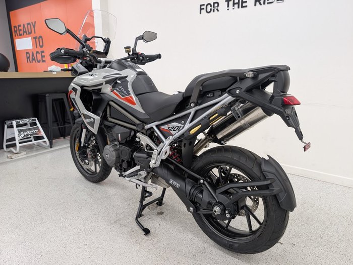 2026 Triumph TIGER 1200 GT PRO ALPINE SNOWDONIA WHITE