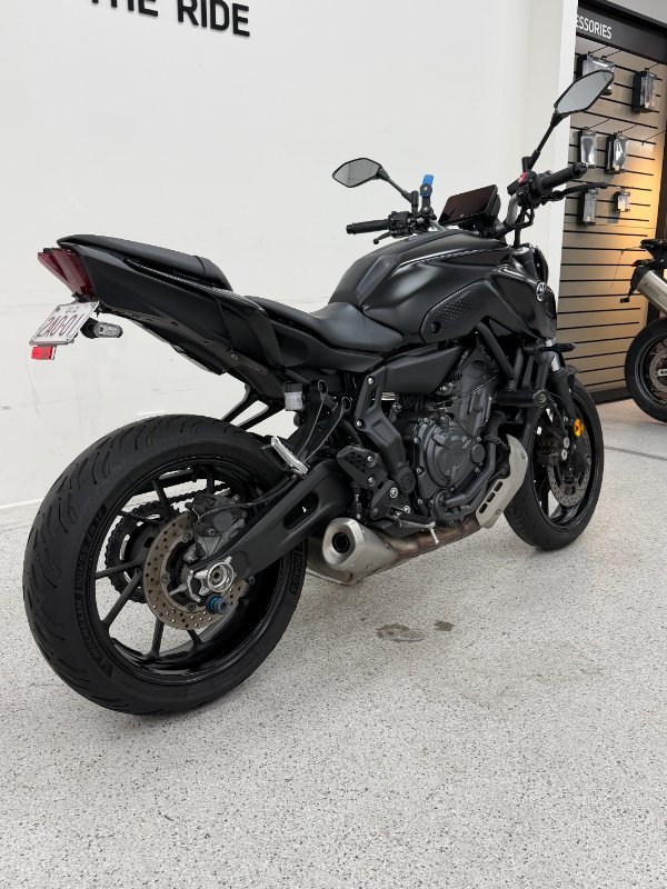 2024 YAMAHA MT-07 LA (ABS) Black