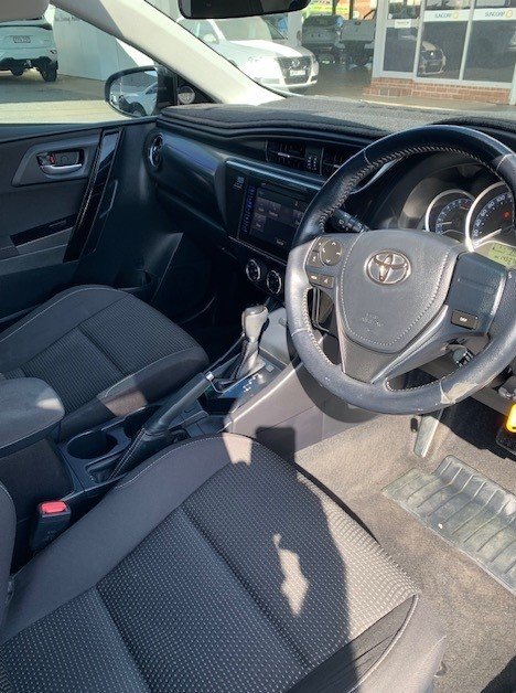 2016 Toyota Corolla Ascent Sport