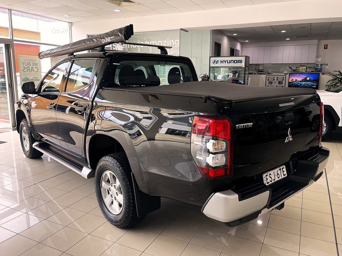 2021 Mitsubishi Triton GLX+