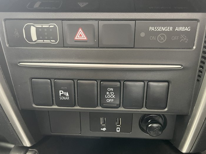 2021 Mitsubishi Triton GLX+