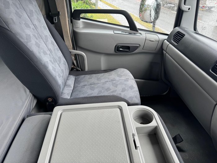 2012 UD Pk PK 17 280 WHITE