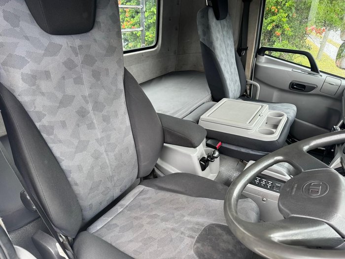 2012 UD Pk PK 17 280 WHITE