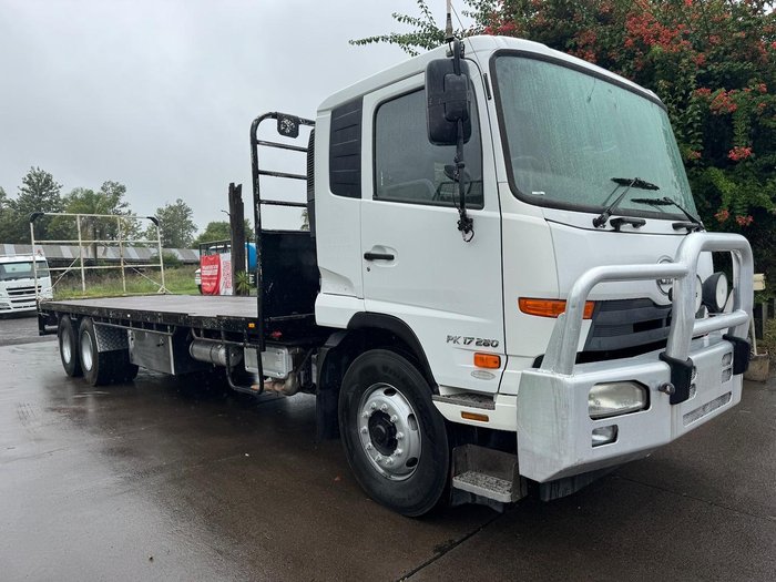 2012 UD Pk PK 17 280 WHITE