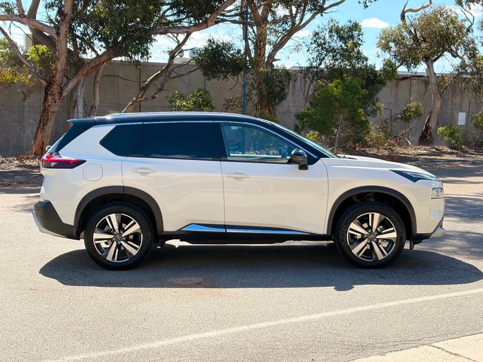 2025 Nissan X-TRAIL Ti-L