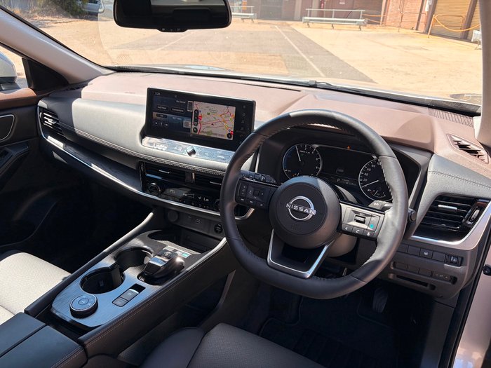 2025 Nissan X-TRAIL ST-L e-POWER