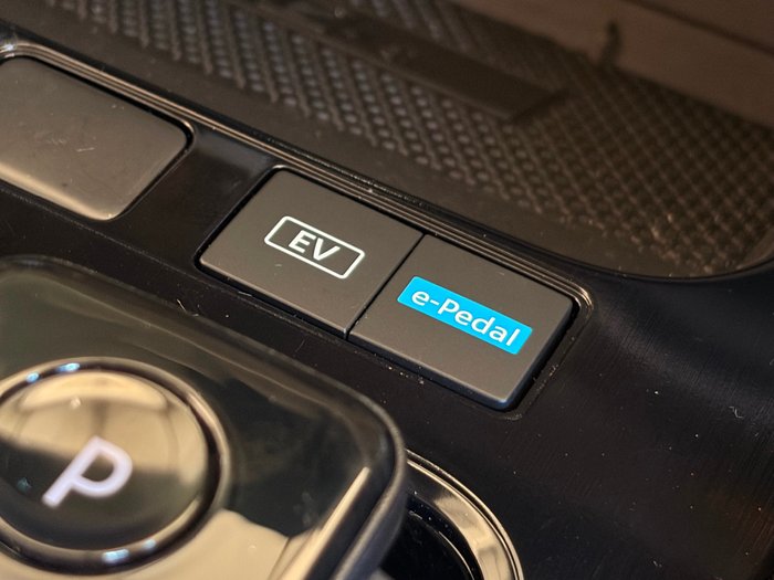 2025 Nissan X-TRAIL ST-L e-POWER