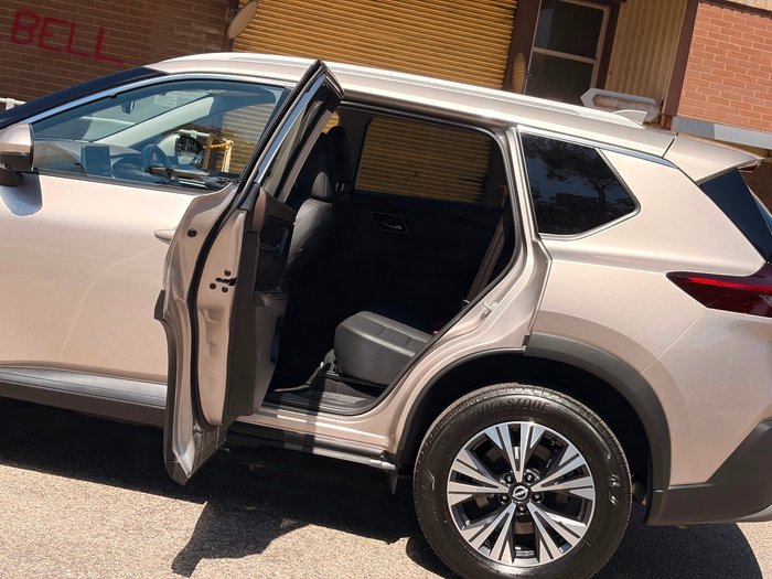 2025 Nissan X-TRAIL ST-L e-POWER