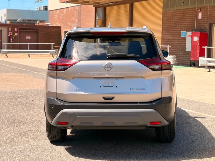 2025 Nissan X-TRAIL ST-L e-POWER