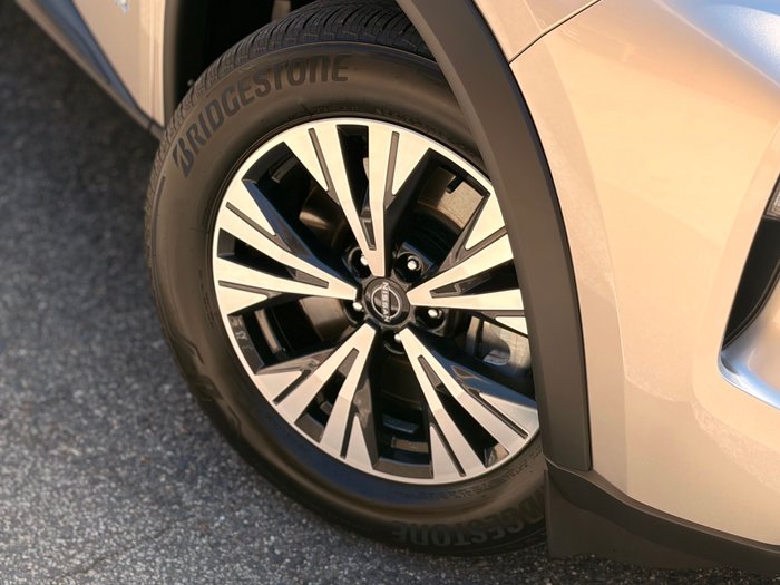 2025 Nissan X-TRAIL ST-L e-POWER