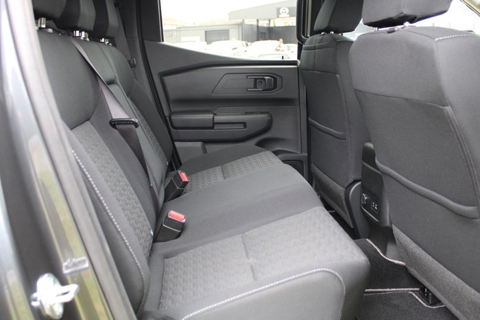 2025 Mitsubishi Triton GLX-R