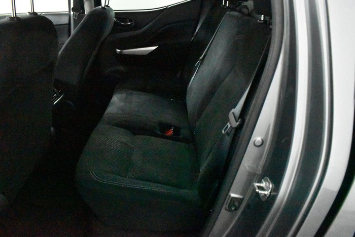 2019 Nissan Navara ST