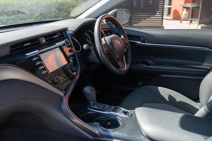 2020 Toyota Camry Ascent AXVH71R Glacier White