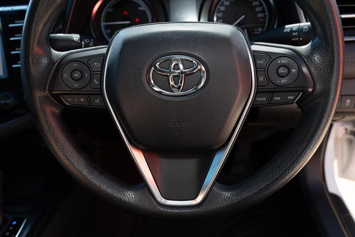 2020 Toyota Camry Ascent AXVH71R Glacier White