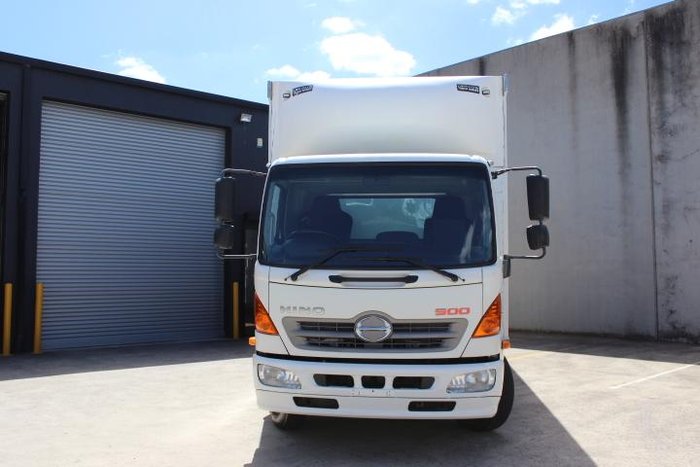 2013 Hino 500