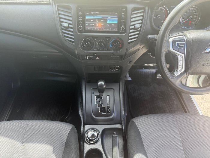 2021 Mitsubishi Triton GLX