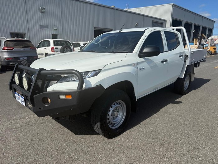 2021 Mitsubishi Triton GLX