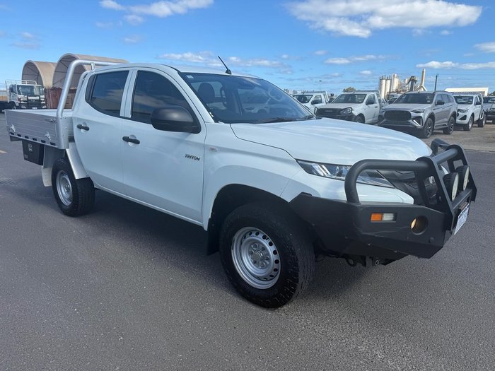 2021 Mitsubishi Triton GLX