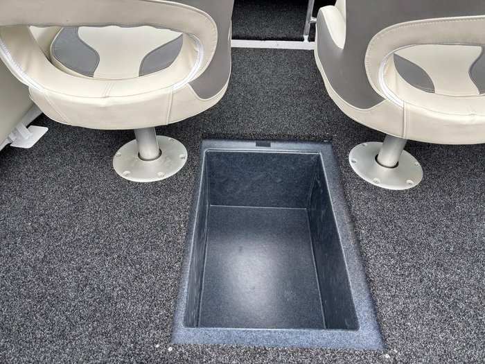 2026 QUINTREX 500 Fishabout Pro