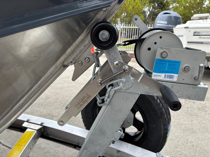 2026 QUINTREX 500 Fishabout Pro